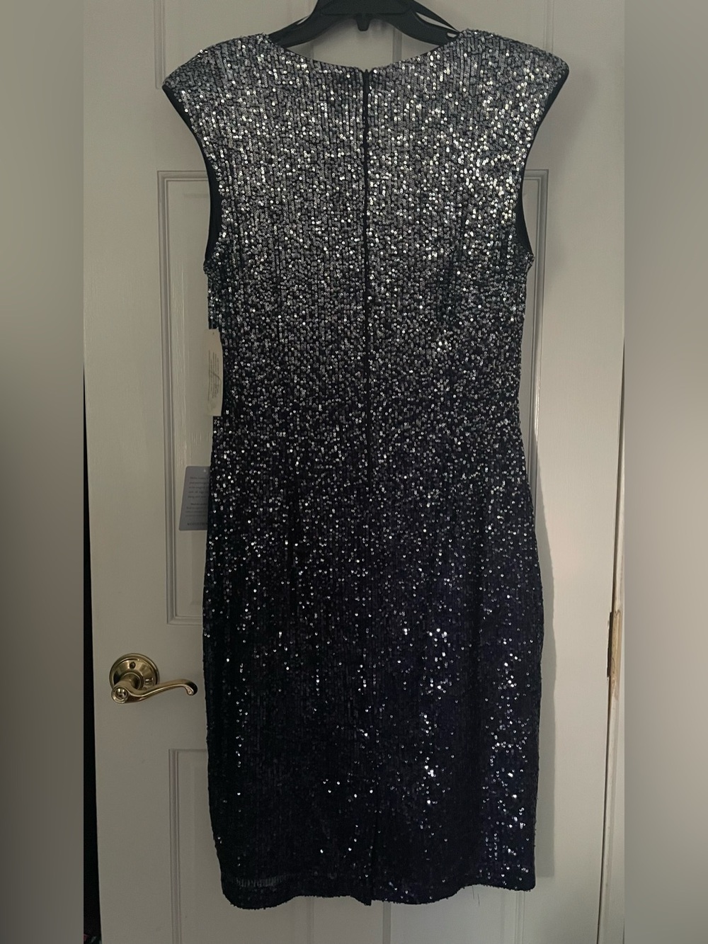 Eliza J NWT 40% off retail! Navy Ombre Sequin V-Neck Sheath Dress Size 16 - Picture 4 of 11